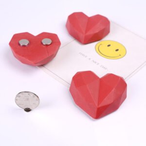 wholesale 3d heart-shaped fridge magnets, stickers, peach heart magnetic stickers, small fridge decorations factory direct