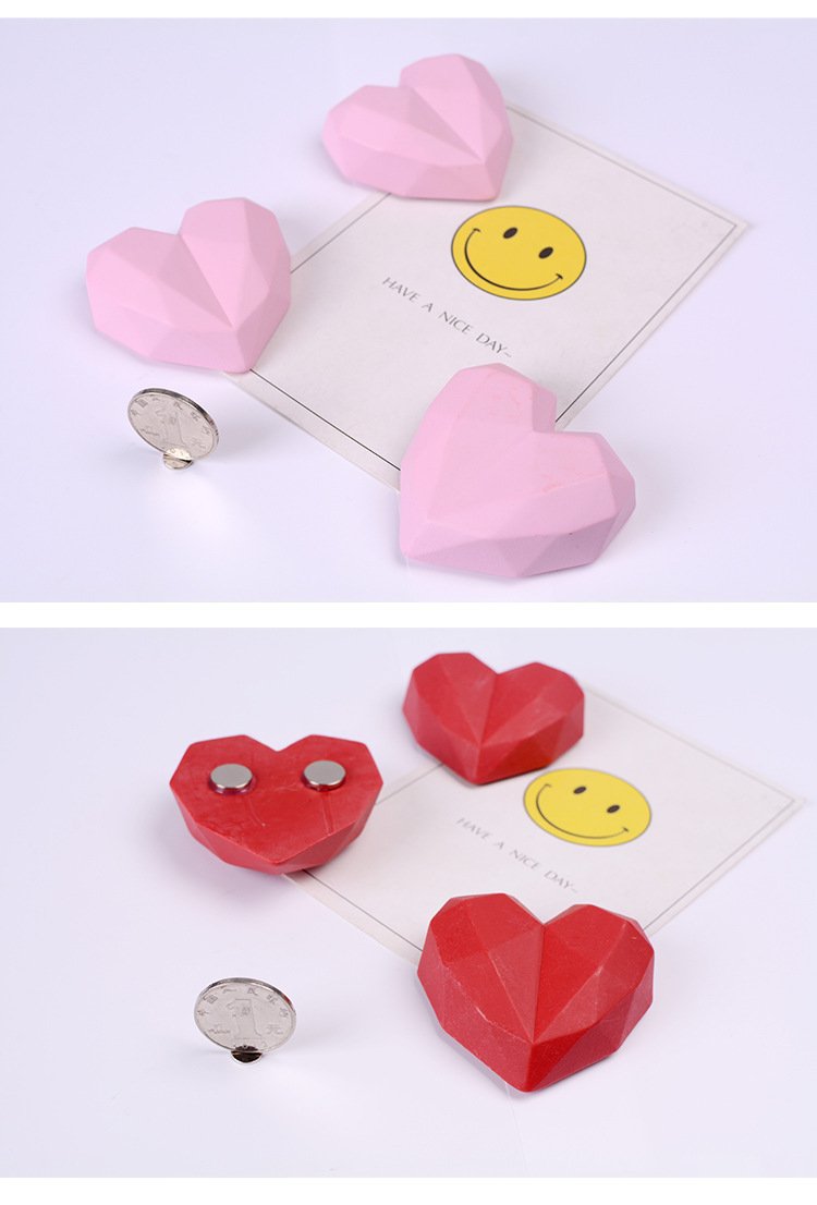 wholesale 3d heart-shaped fridge magnets, stickers, peach heart magnetic stickers, small fridge decorations factory direct
