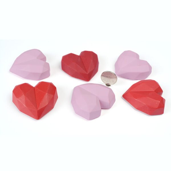 wholesale 3d heart-shaped fridge magnets, stickers, peach heart magnetic stickers, small fridge decorations factory direct