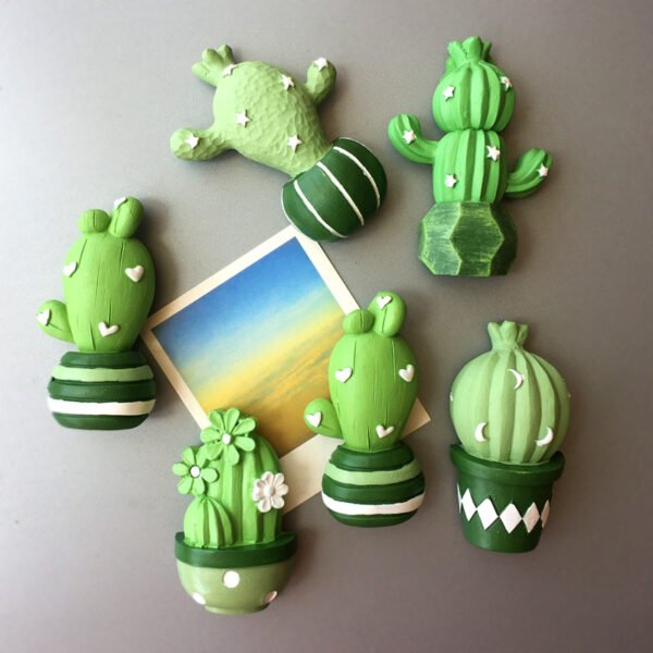wholesale cactus fridge magnets: double star cactus, small flower cactus, star cactus, moon cactus, peach heart cactus, heart-shaped cactus factory direct