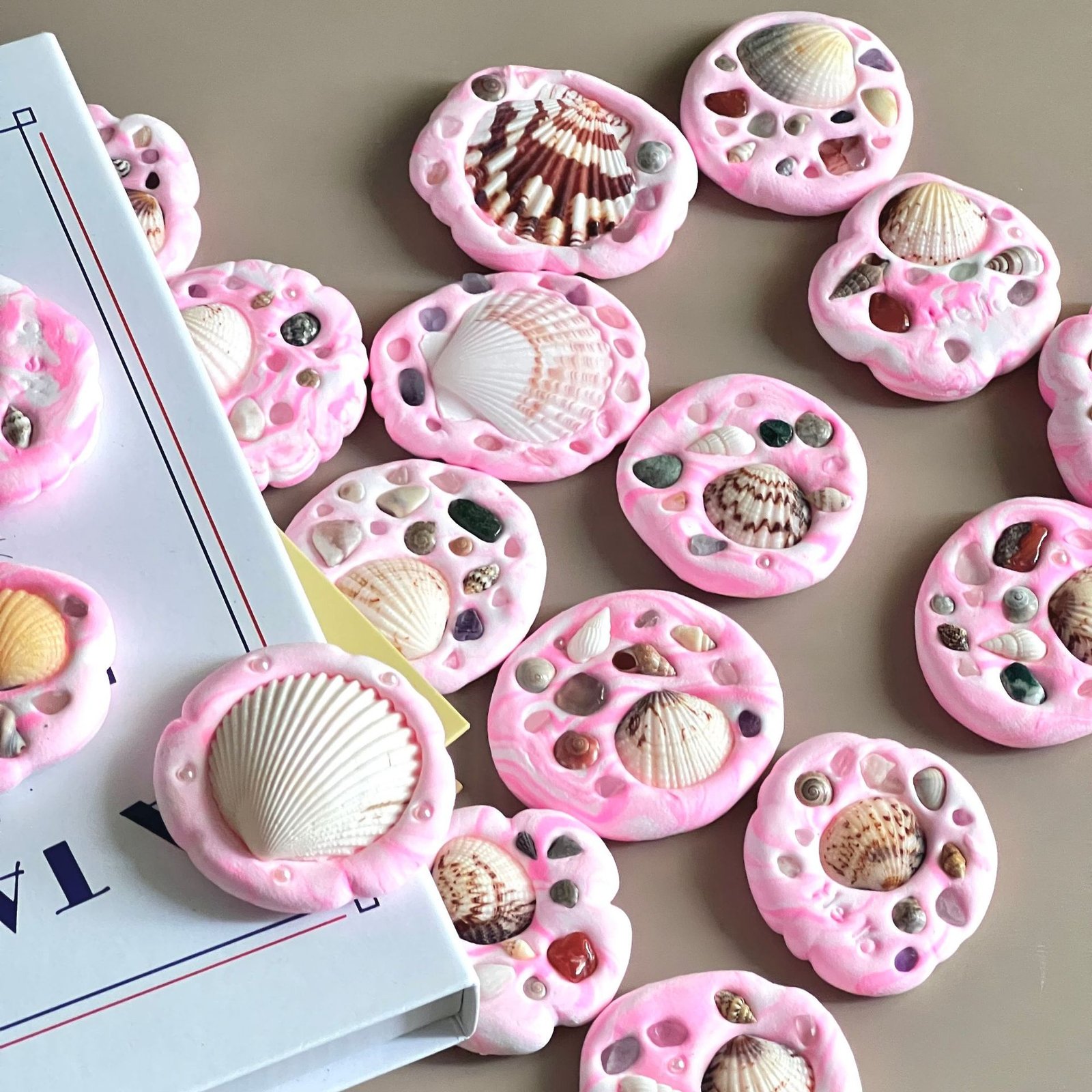 wholesale ultra-light clay handmade diy ocean series cute fridge magnets for home daily decorations factory direct wholesale ultra-light clay handmade diy ocean series cute fridge magnets for home daily decorations factory direct