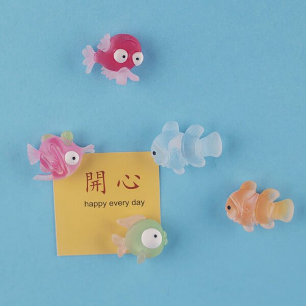 wholesale cartoon marine animals and fish creative fridge magnets, magnetic stickers, ironstone, home decorations, children&apos;s magnetic stickers set factory direct