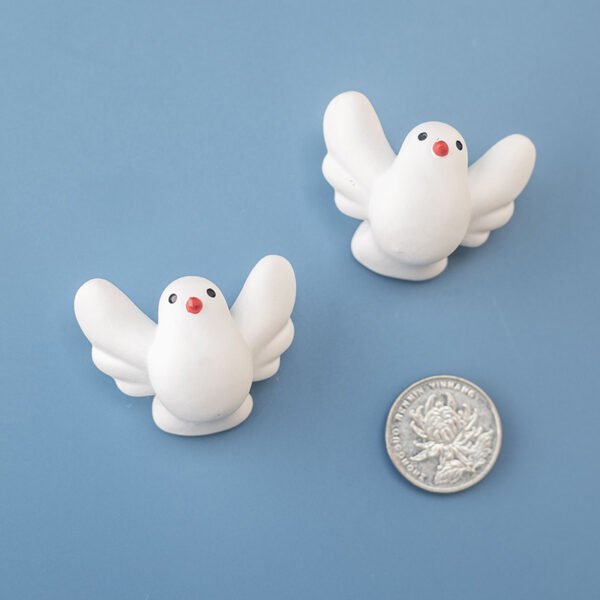 wholesale minimalist fat pigeon fridge magnets, cute personalized creative magnetic stickers, 3d peace dove ironstone strong magnets factory direct