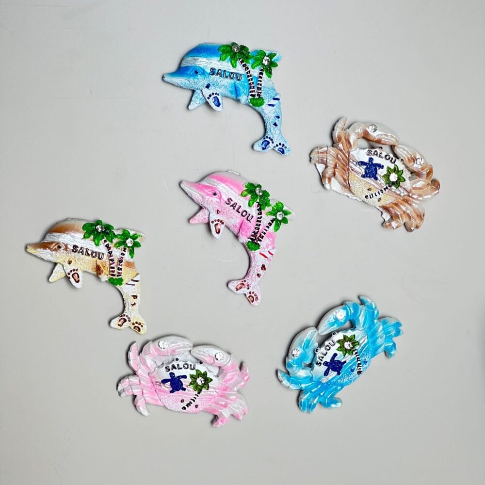 wholesale dolphin and crab cute resin fridge magnets, hand-painted ocean style for home daily use factory direct