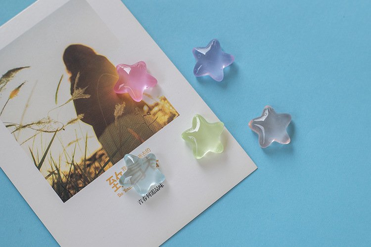 wholesale summer creative glow-in-the-dark star magnetic fridge magnets, iron slotted board whiteboard fixing magnetic decorations factory direct