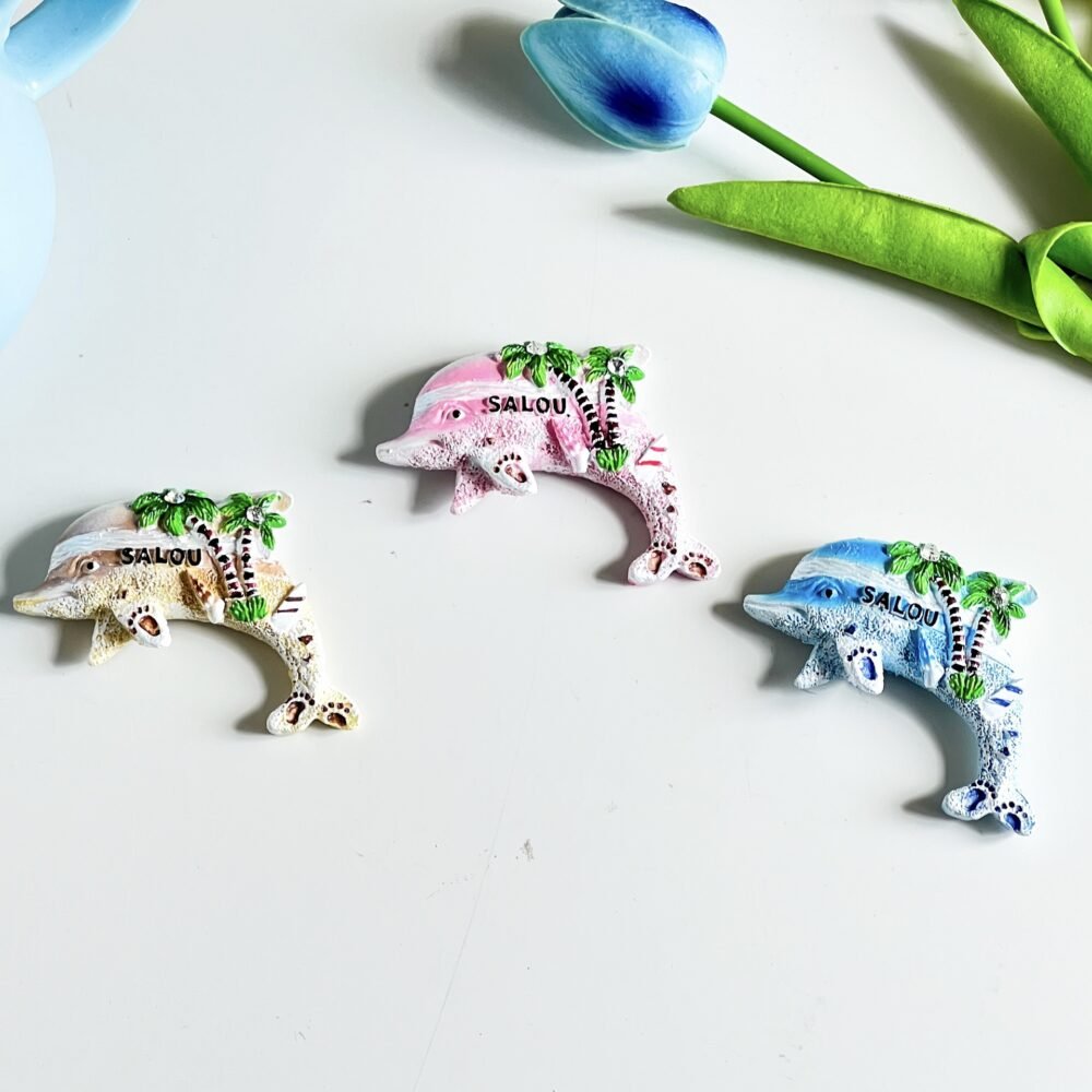wholesale dolphin and crab cute resin fridge magnets, hand-painted ocean style for home daily use factory direct