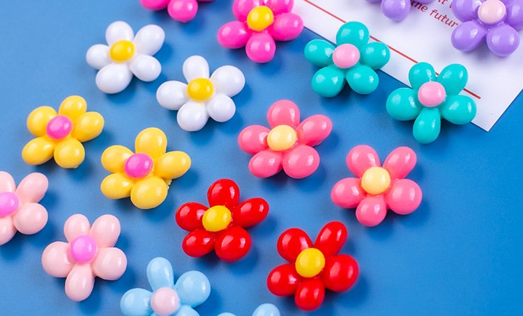 wholesale adorable 3d five-petal flower fridge magnets, magnetic attraction, instant photo fixing, high aesthetic home decorative magnets factory direct