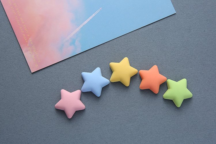 wholesale gummy heart and star-shaped magnetic fridge magnets, slotted board decorations, fixing instant photo magnets factory direct