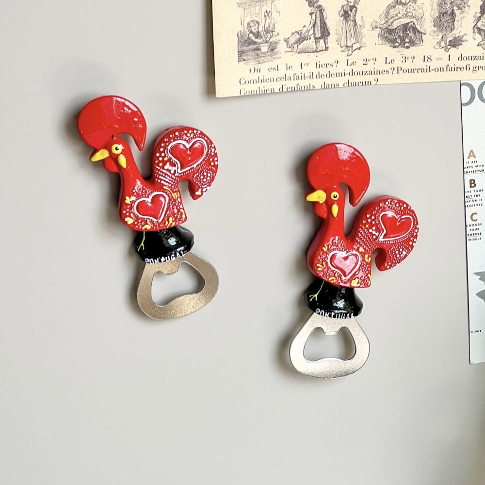 wholesale rooster and lizard-shaped fridge magnets, travel souvenirs, home decorative crafts, creative resin bottle openers factory direct
