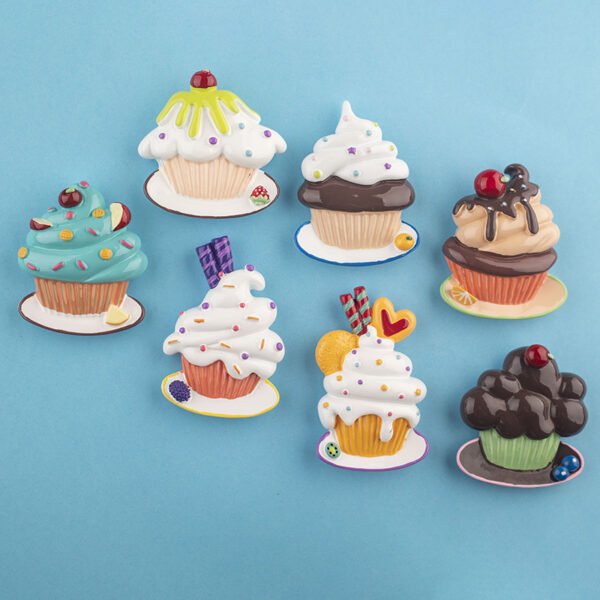 wholesale realistic 3d ice cream cone and cake fridge magnets, magnetic stickers, refrigerator door decorations, ironstone magnets, magnetic iron photo stickers factory direct