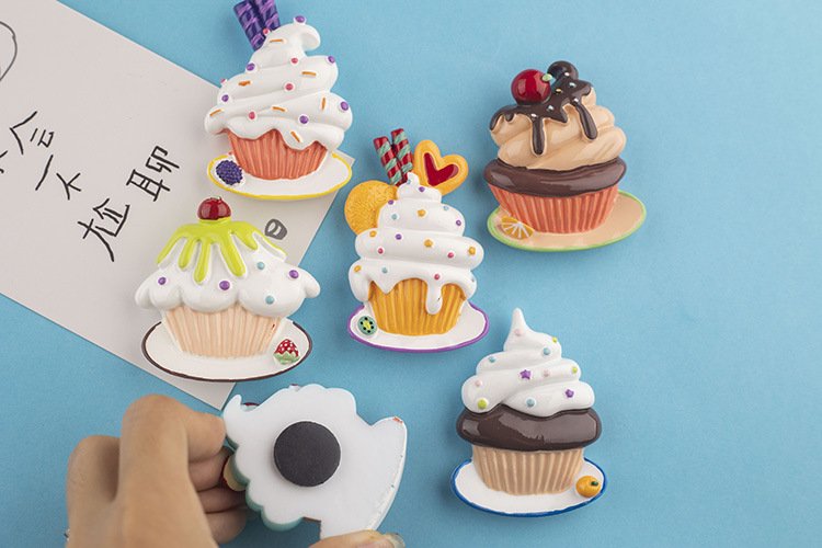 wholesale realistic 3d ice cream cone and cake fridge magnets, magnetic stickers, refrigerator door decorations, ironstone magnets, magnetic iron photo stickers factory direct
