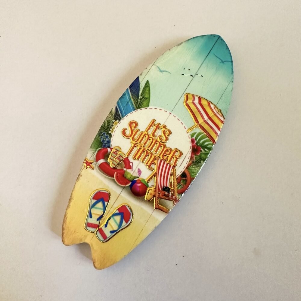wholesale skateboard-shaped fridge magnets with gold-plated craftsmanship, 3d texture, unique and creative ceramic design for decorative crafts factory direct