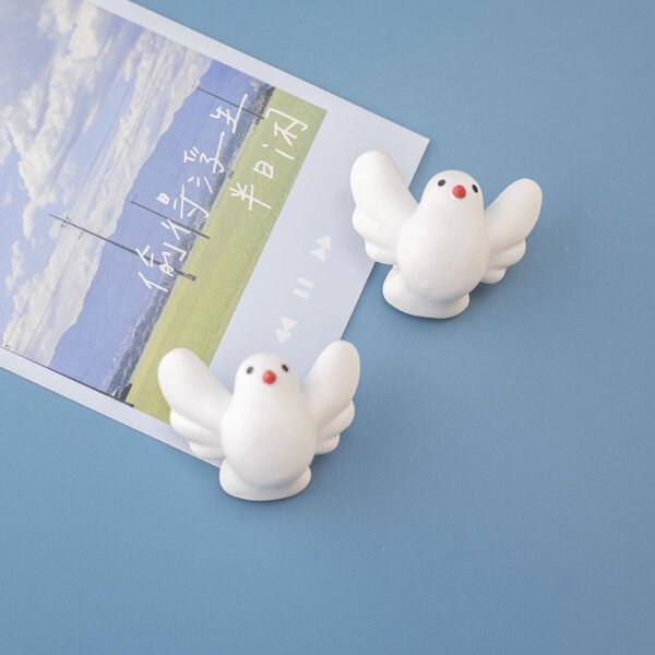 wholesale minimalist fat pigeon fridge magnets, cute personalized creative magnetic stickers, 3d peace dove ironstone strong magnets factory direct
