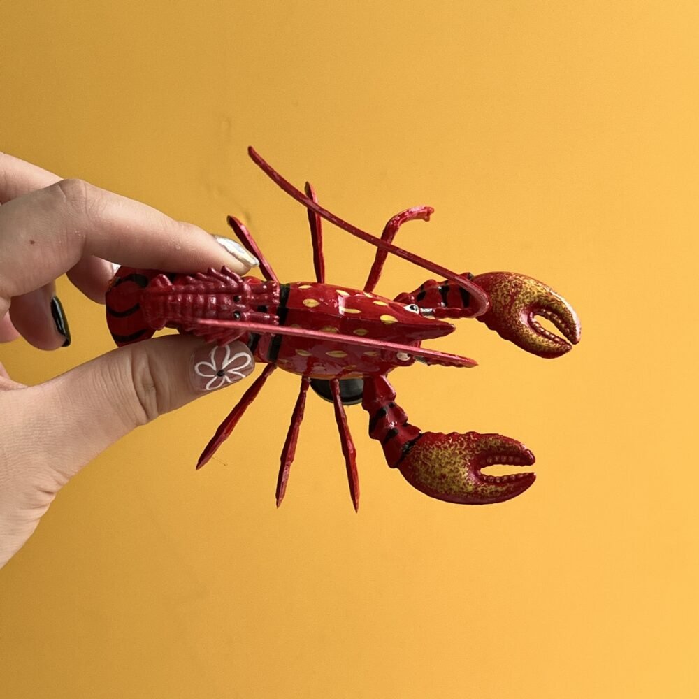 wholesale adorable realistic lobster-shaped fridge magnets with movable limbs, colorful painted design for home daily use factory direct