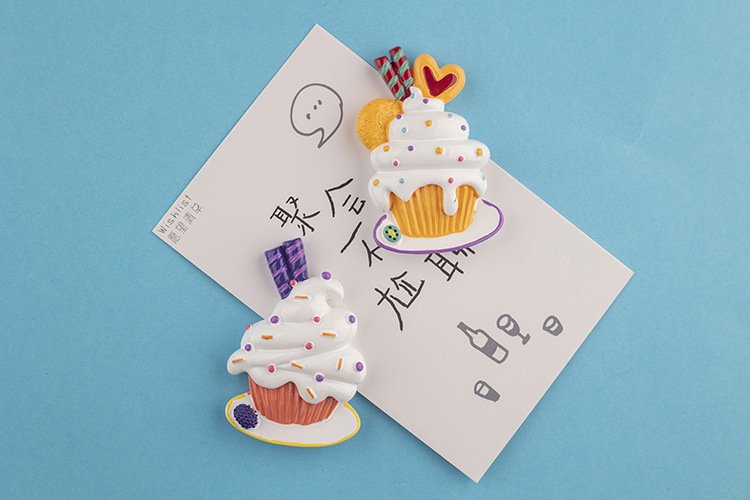 wholesale realistic 3d ice cream cone and cake fridge magnets, magnetic stickers, refrigerator door decorations, ironstone magnets, magnetic iron photo stickers factory direct
