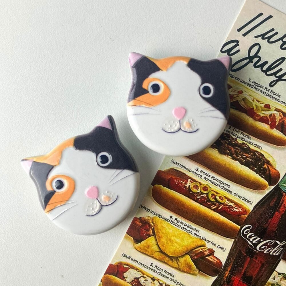 wholesale new arrival cute cat head fridge magnets, melamine material with embossed texture, shatter-resistant synthetic resin for home decoration factory direct