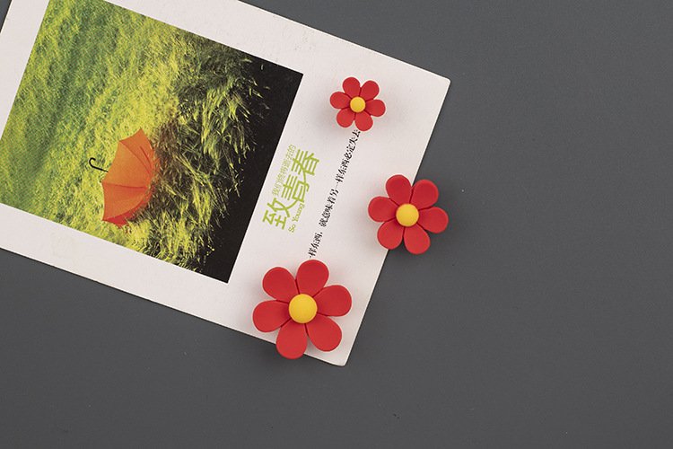 wholesale adorable daisies, elegant flowers, ins japanese style fresh 3d resin magnetic stickers for fridge magnets factory direct