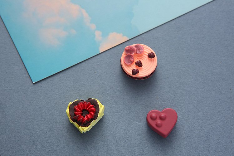 wholesale creative cartoon simulated cake and pastry fridge magnets, magnetic stickers, fridge decorative magnetic stickers, message stickers, ironstone factory direct