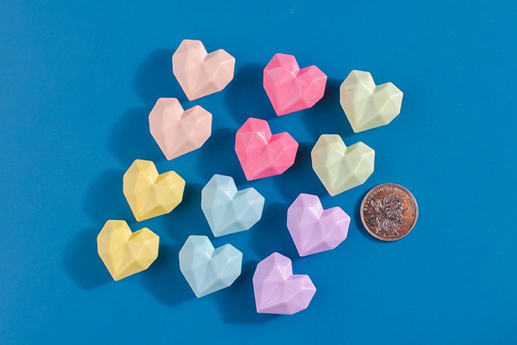 wholesale same style rhombus and heart-shaped creative fridge magnets, couples' wedding cartoon 3d peach heart resin magnets factory direct