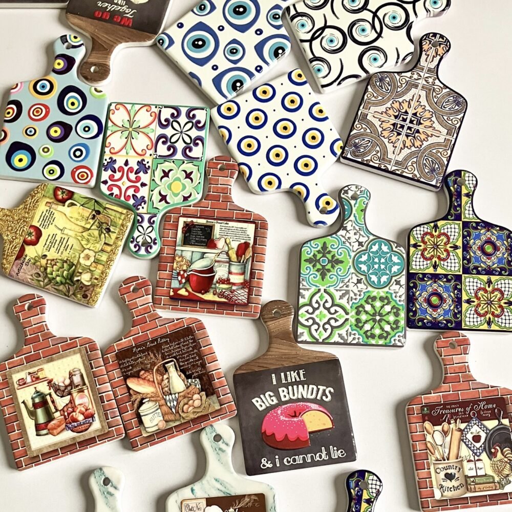wholesale embossed cutting board-shaped fridge magnets with retro color patterns, european and american style magnetic stickers for home decoration factory direct