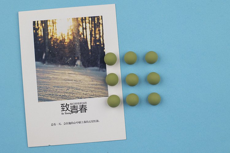 wholesale sandblasted magnetic morandi round stickers, whiteboard and slotted board photo stickers, minimalist fridge magnets, magnetic stickers factory direct