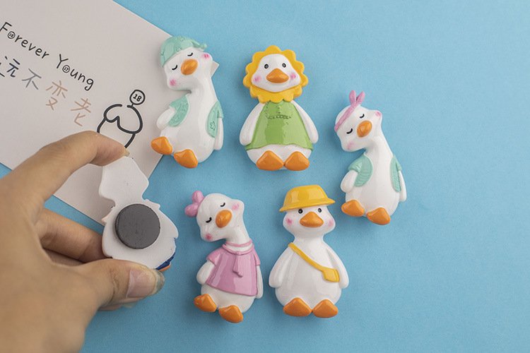 wholesale minimalist creative cartoon cute leaning duck magnetic resin fridge magnets, 3d magnetic attraction for home decoration factory direct