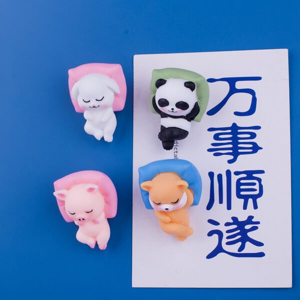 wholesale animal fridge magnets: pandas, pink pigs, little dogs, white rabbits, sleeping beds, tablecloths factory direct