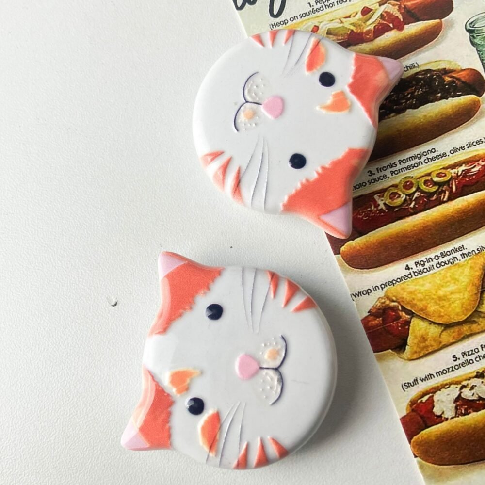 wholesale new arrival cute cat head fridge magnets, melamine material with embossed texture, shatter-resistant synthetic resin for home decoration factory direct
