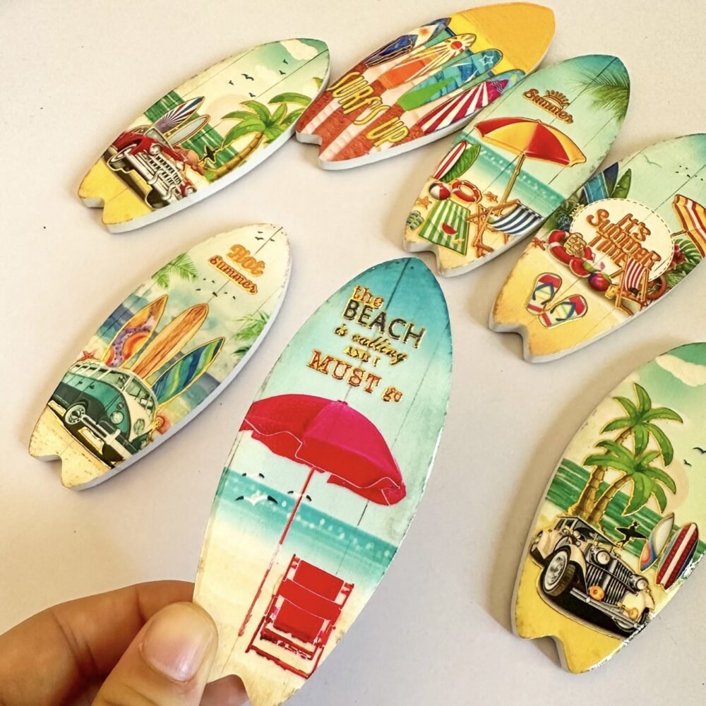 wholesale skateboard-shaped fridge magnets with gold-plated craftsmanship, 3d texture, unique and creative ceramic design for decorative crafts factory direct