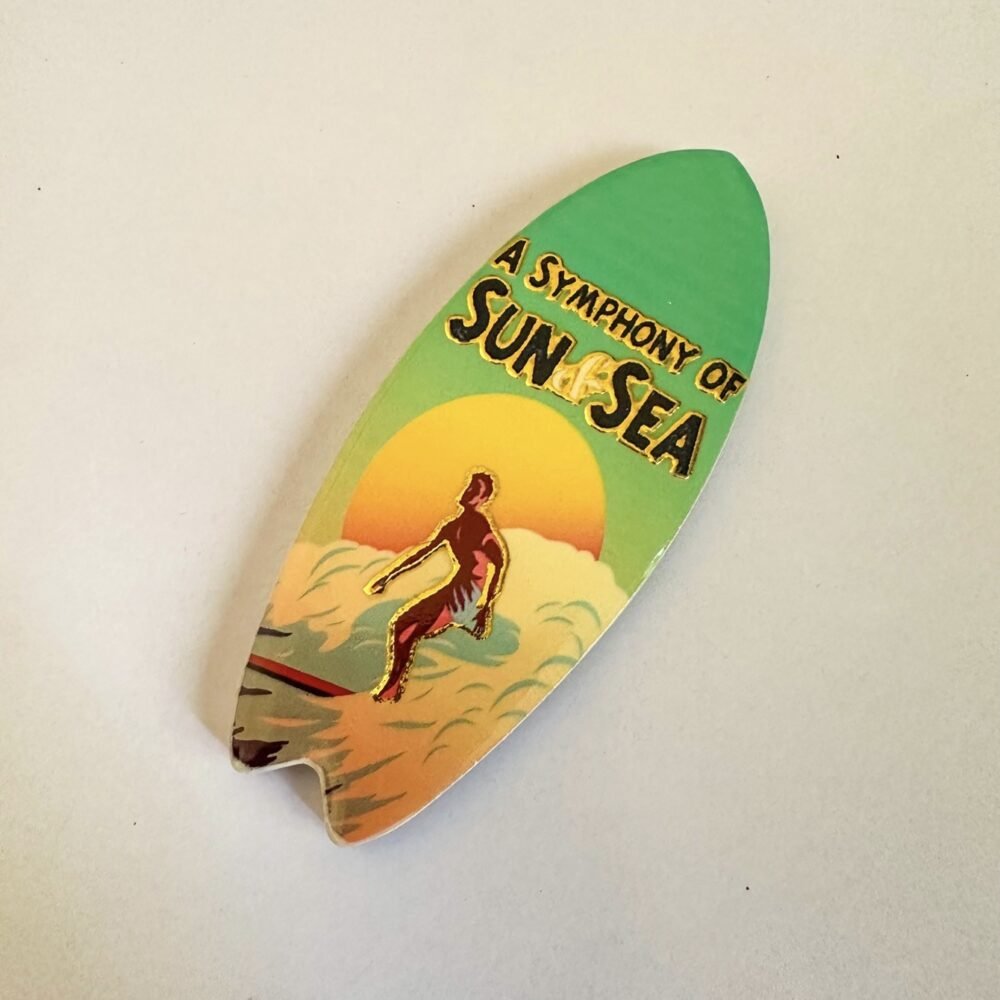 wholesale skateboard-shaped fridge magnets with gold-plated craftsmanship, 3d texture, unique and creative ceramic design for decorative crafts factory direct