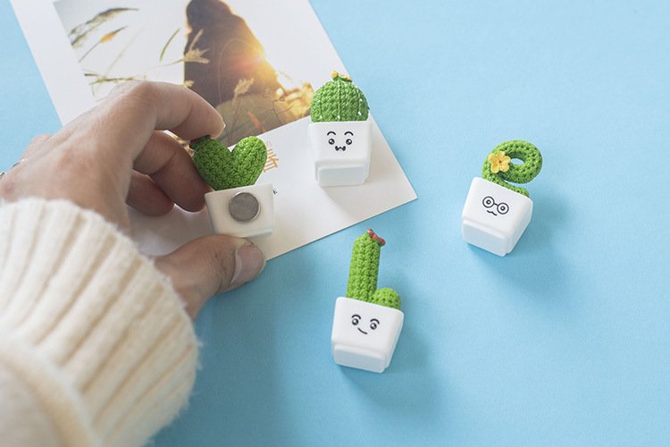 wholesale creative love cactus-shaped fridge magnets, magnetic stickers, green plant magnetic stickers, ironstone, message board stickers, note stickers factory direct