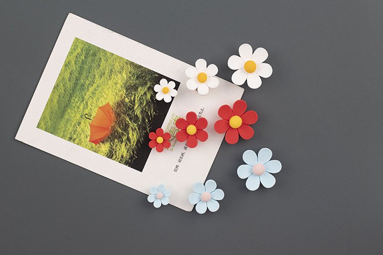 wholesale adorable daisies, elegant flowers, ins japanese style fresh 3d resin magnetic stickers for fridge magnets factory direct