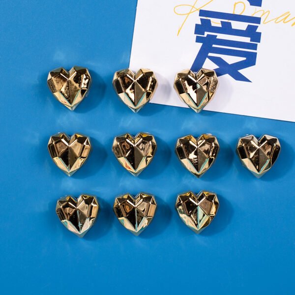 wholesale adorable 3d electroplated heart fridge magnets, magnetic stickers for children&apos;s early education whiteboards, decorative stickers, magnets factory direct
