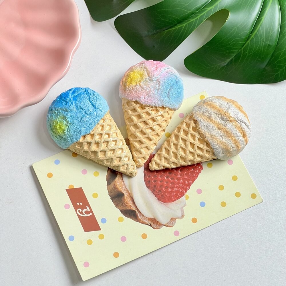 wholesale cartoon resin painted craftsmanship, cute ice cream-shaped fridge magnets for home daily decorations factory direct