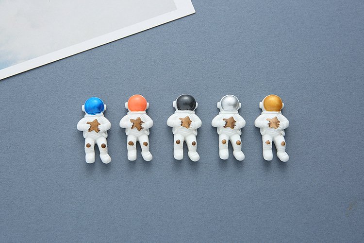 wholesale astronaut fridge magnets, magnetic stickers, space shuttle iron magnets, creative space fridge decorations, message stickers factory direct