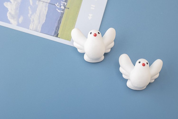 wholesale minimalist fat pigeon fridge magnets, cute personalized creative magnetic stickers, 3d peace dove ironstone strong magnets factory direct