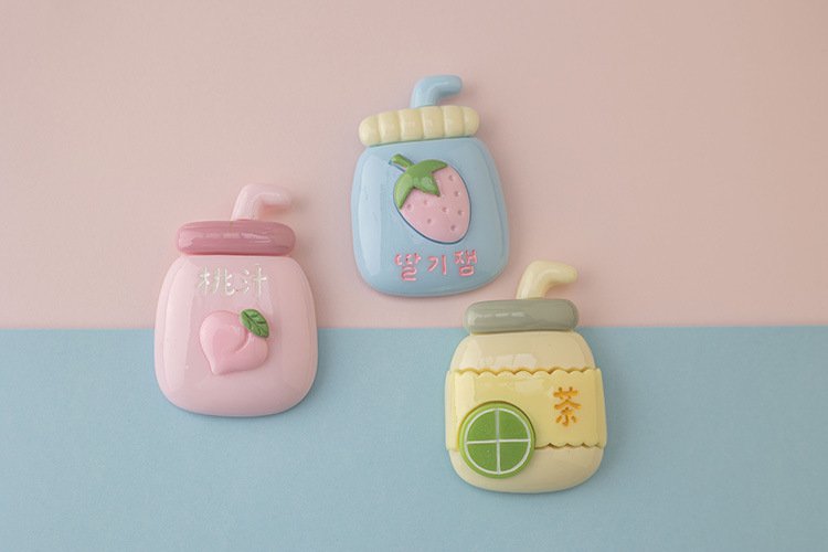 wholesale 3d simulated baby bottles and drink bottles, cute summer fridge magnets, flower magnetic decorations, iron magnets for fridge decorations factory direct