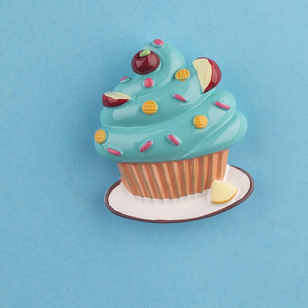 wholesale realistic 3d ice cream cone and cake fridge magnets, magnetic stickers, refrigerator door decorations, ironstone magnets, magnetic iron photo stickers factory direct