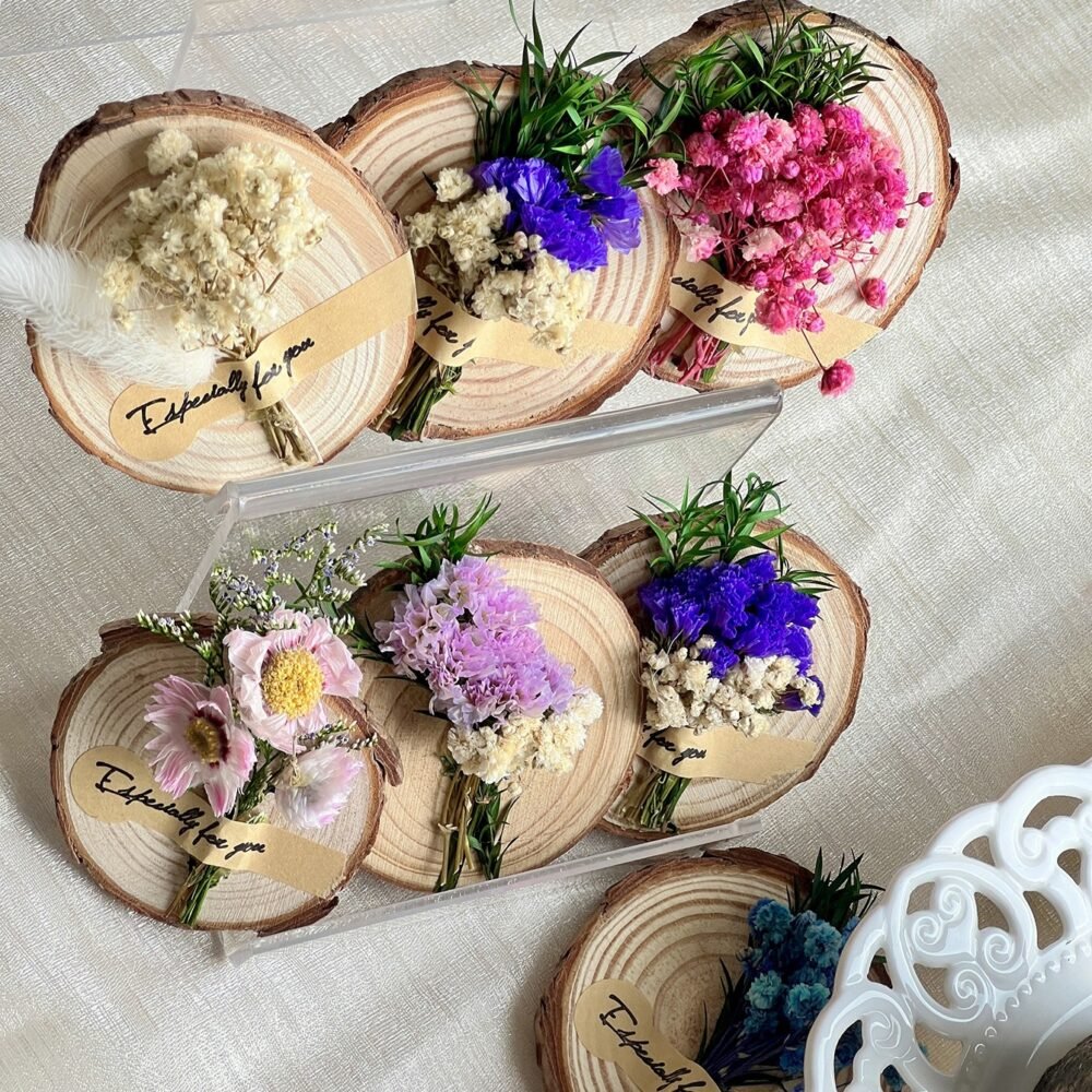 wholesale natural wood-colored handcrafted dried flower bouquets, tree ring wood slices magnetic decorative fridge magnets for home daily use factory direct