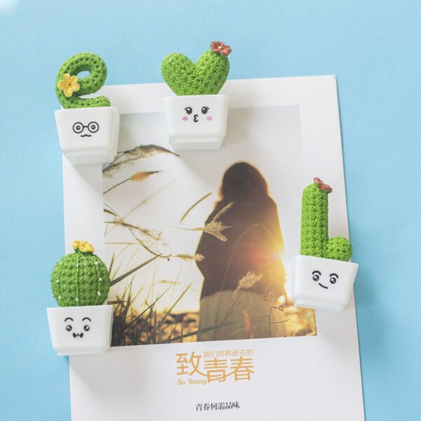 wholesale creative love cactus-shaped fridge magnets, magnetic stickers, green plant magnetic stickers, ironstone, message board stickers, note stickers factory direct
