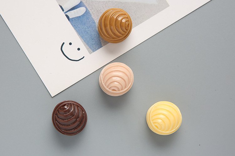 wholesale decorative 3d simulated chocolate food fridge magnets, magnetic stickers, 3d creative note and message stickers, fridge magnets factory direct