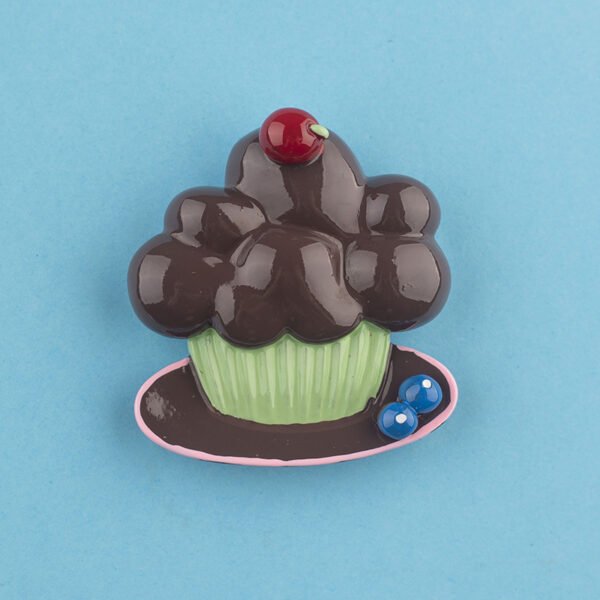 wholesale realistic 3d ice cream cone and cake fridge magnets, magnetic stickers, refrigerator door decorations, ironstone magnets, magnetic iron photo stickers factory direct