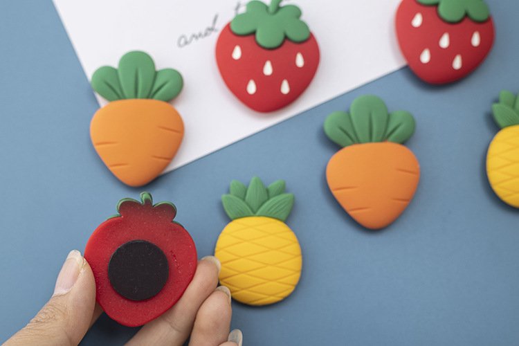 wholesale cute carrot fridge magnets, strong magnetic stickers, creative magnetic stickers for children's early education with carrots, strawberries, pineapples factory direct
