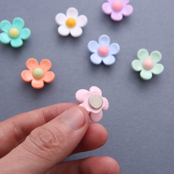 wholesale special price flower fridge magnets, five-petal flowers strong magnetic ironstone, creative fresh and artistic magnetic stickers customized factory direct