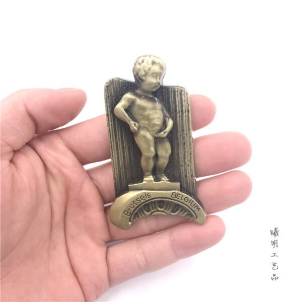 metal fridge magnets wholesale tourist souvenirs belgian manneken piss