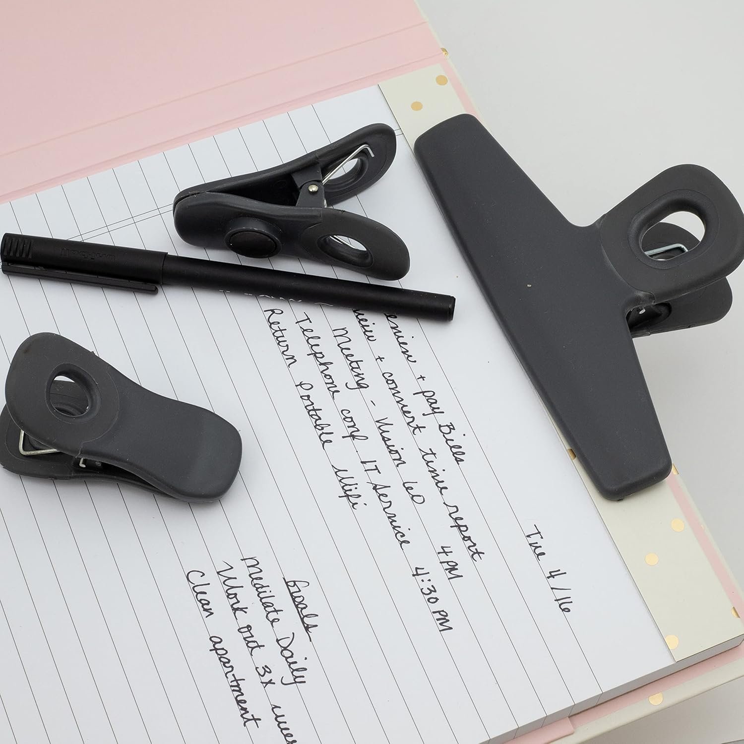 wholesale cook with color bag clips, heavy duty chip clip and refrigerator magnet clips for food storage with air tight seal grip for snack bags and food bags (grey, pack of 8) factory & supplier oem