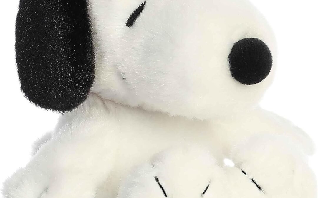 Wholesale Aurora® Timeless Peanuts® Shoulderkins™ Snoopy Stuffed Animal – Classic Characters – Lasting Memories – White 5 Inches Factory & Supplier OEM